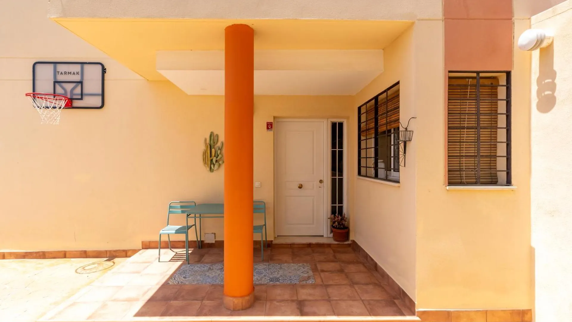 Сasa de vacaciones Chalet Seville, Pool, Parking Gines España