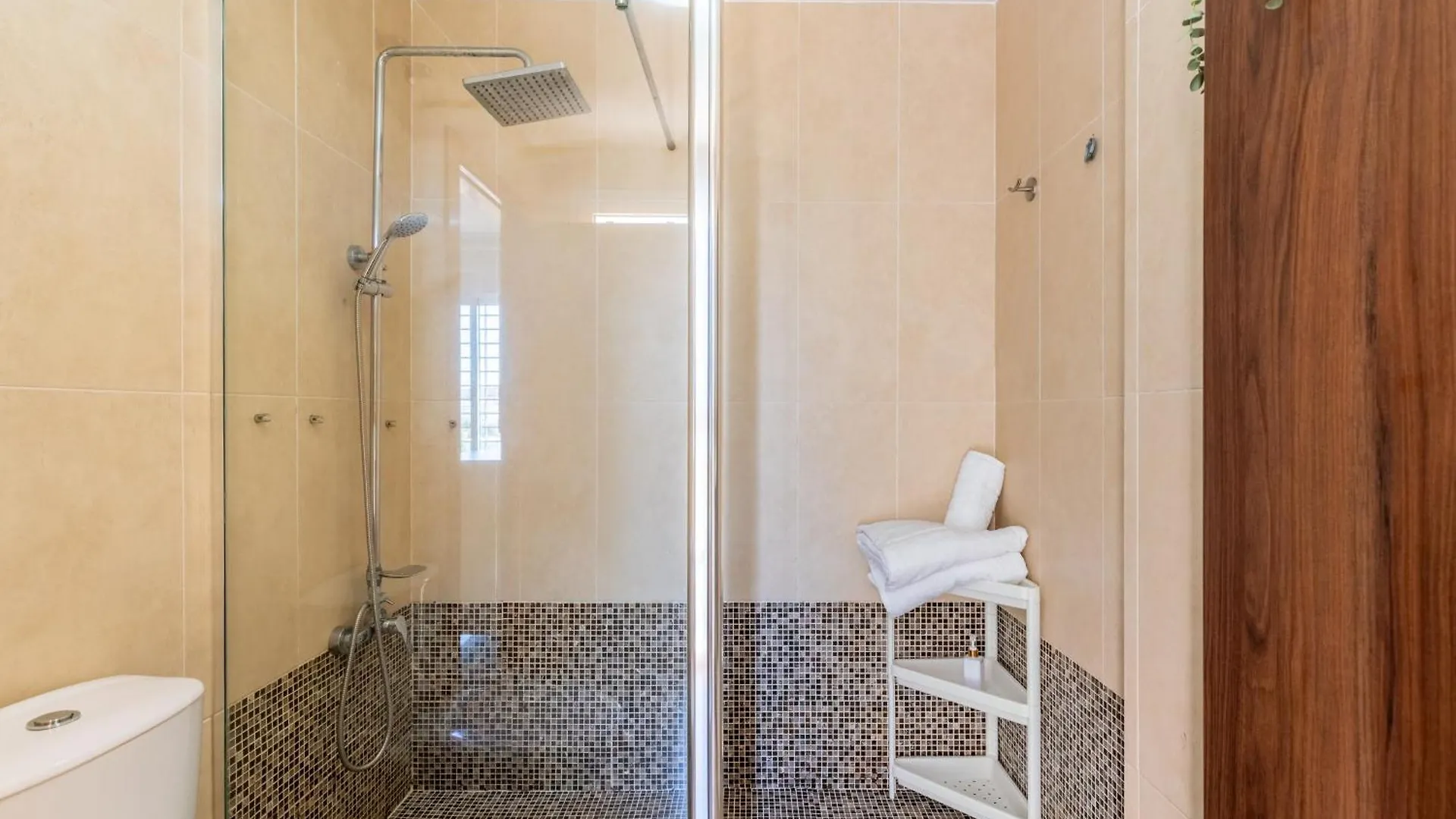 Chalet Seville, Pool, Parking Gines