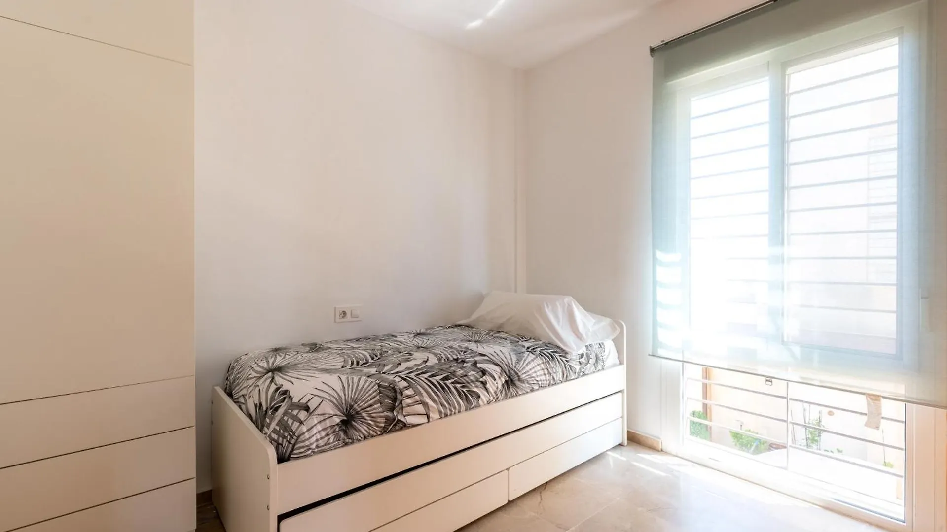 Chalet Seville, Pool, Parking Gines Сasa de vacaciones