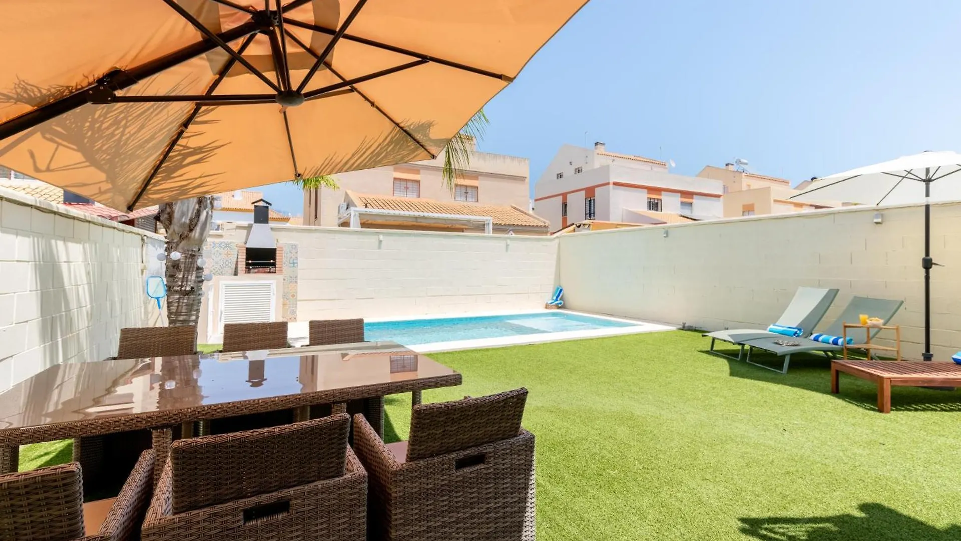 Chalet Seville, Pool, Parking Gines