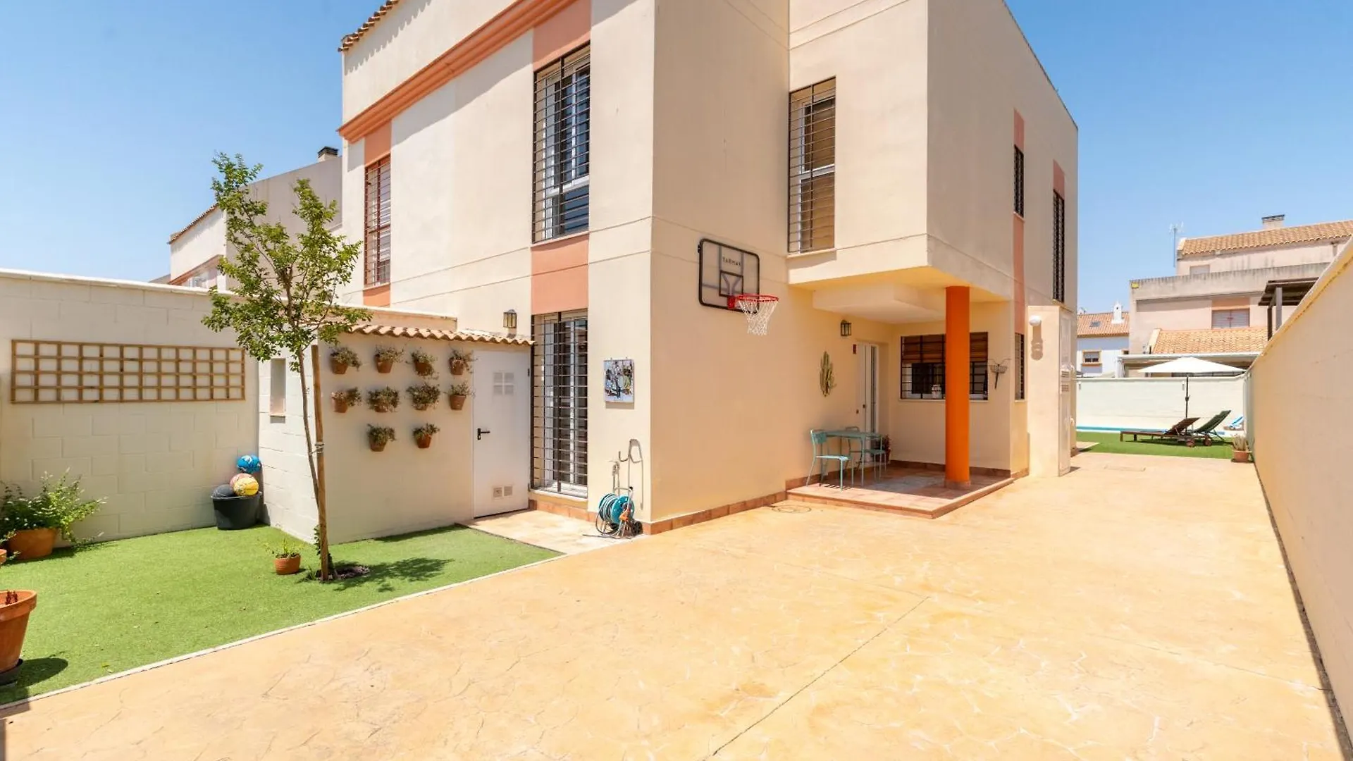 Chalet Seville, Pool, Parking Ginés